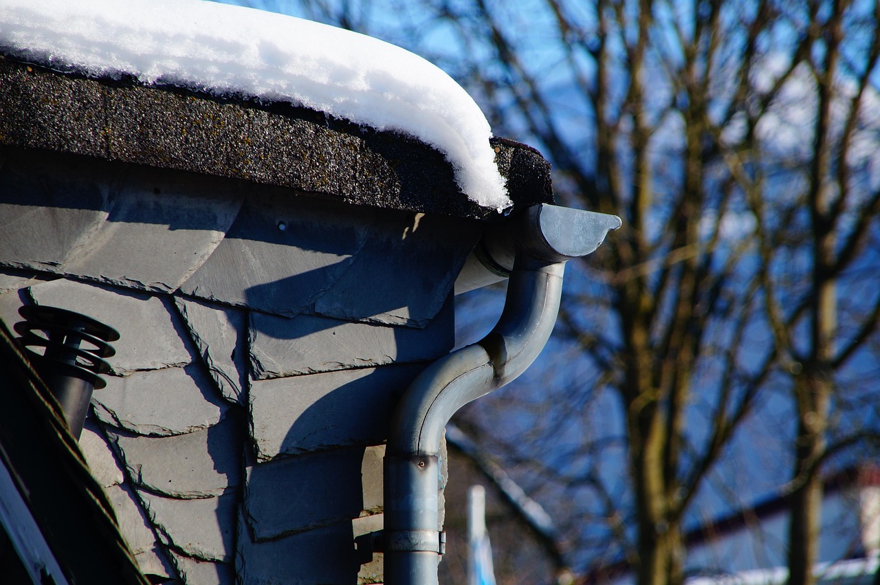 gutter, downpipe, snow, winter, protection, slate, water, nature, cold, frost, zinc, zinc pipe, roof, roofers