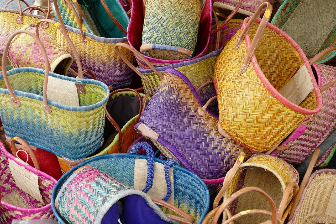 basket, bag, shopping bag, wear, mesh, groceries, shop, market, colorful, shopping bag, shopping bag, shopping bag, shop